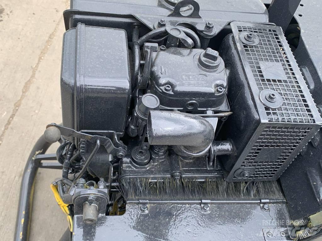 Mecalac MBR 71 Holowane walce wibracyjne