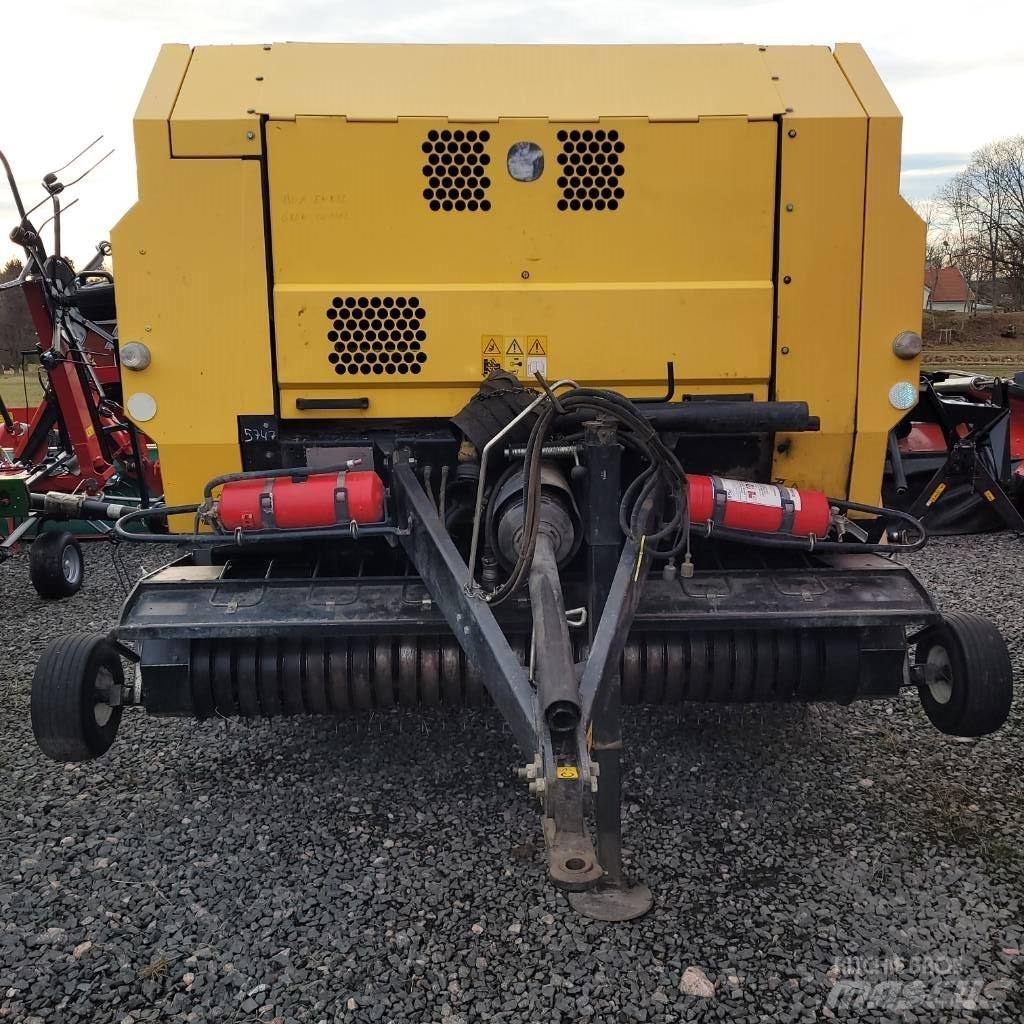 New Holland BR 6090 Prasy zwijające