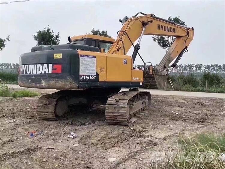 Hyundai R215VS Koparki gąsienicowe