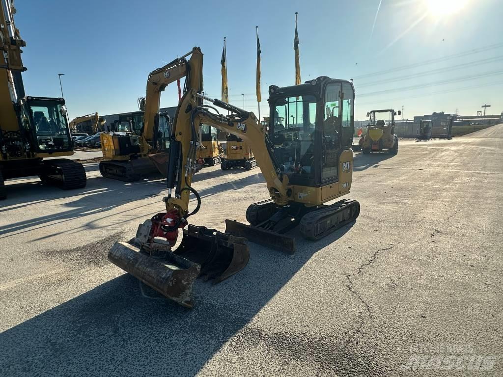 CAT 301.8 Minikoparki