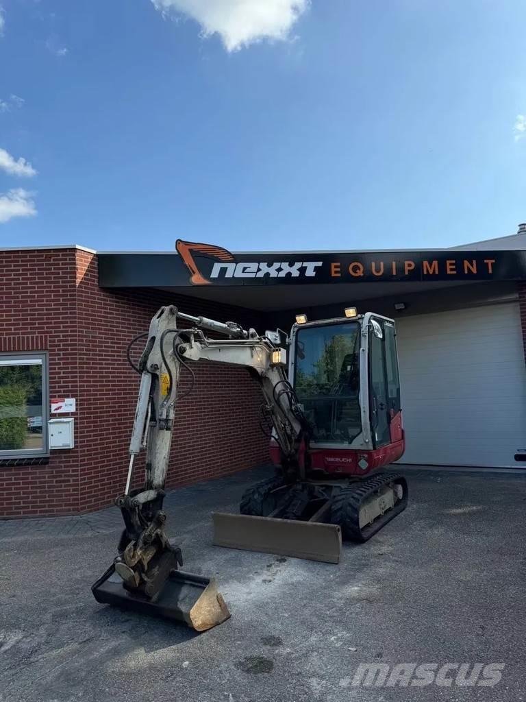 Takeuchi TB230 Koparki gąsienicowe