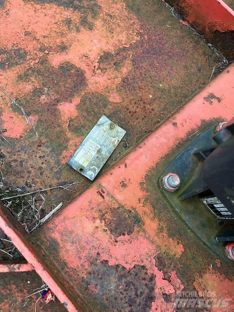 Kuhn BAV 1550 Kosiarki