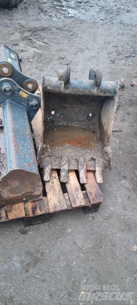 Hyundai R25Z-9AK Minikoparki