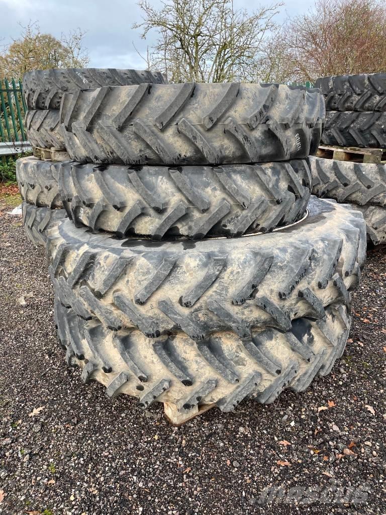 Mitas SET OF WHEELS Opony, koła i felgi