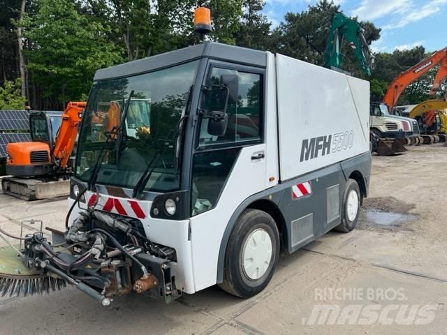 Schmidt MFH 5500 Zamiatarki - Zgarniarki - Odśnieżarki