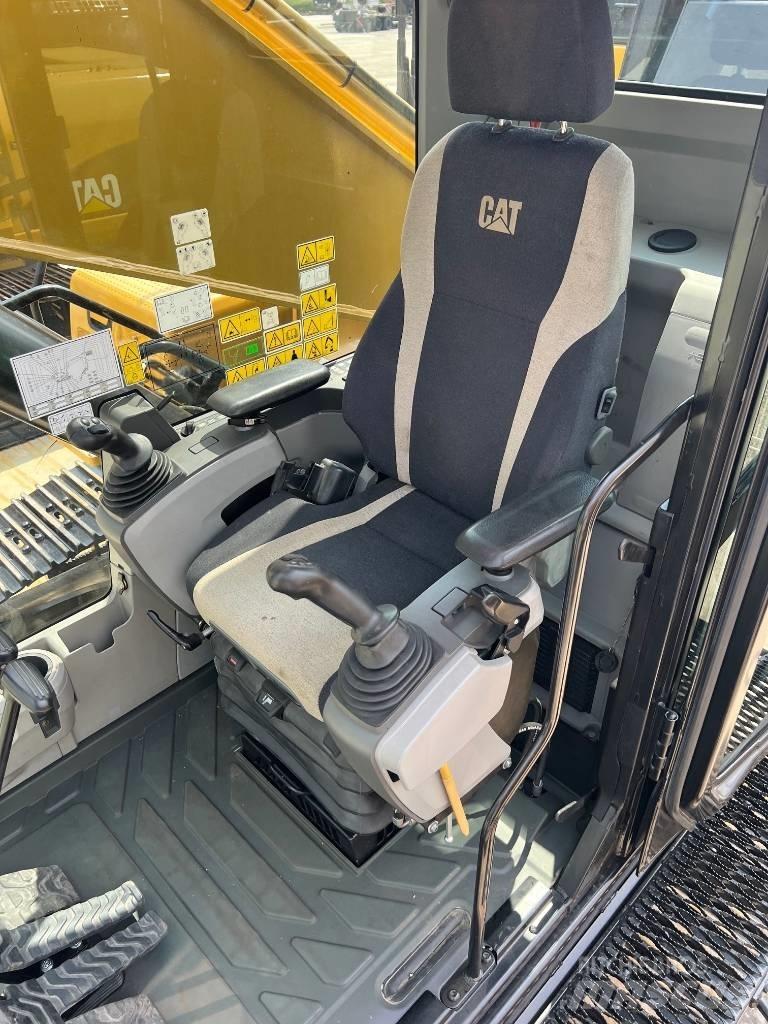 CAT MH336F Koparki przeładunkowe