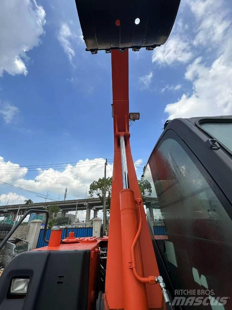 Hitachi ZX 70 Koparki gąsienicowe