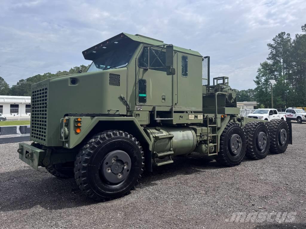 Oshkosh M1070 Ciągniki siodłowe