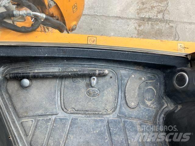 JCB 4CX AEC Koparko-ładowarki