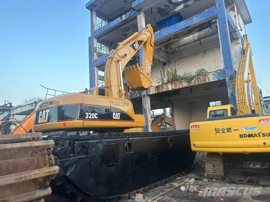 CAT 320 C Koparki pływające - amfibie
