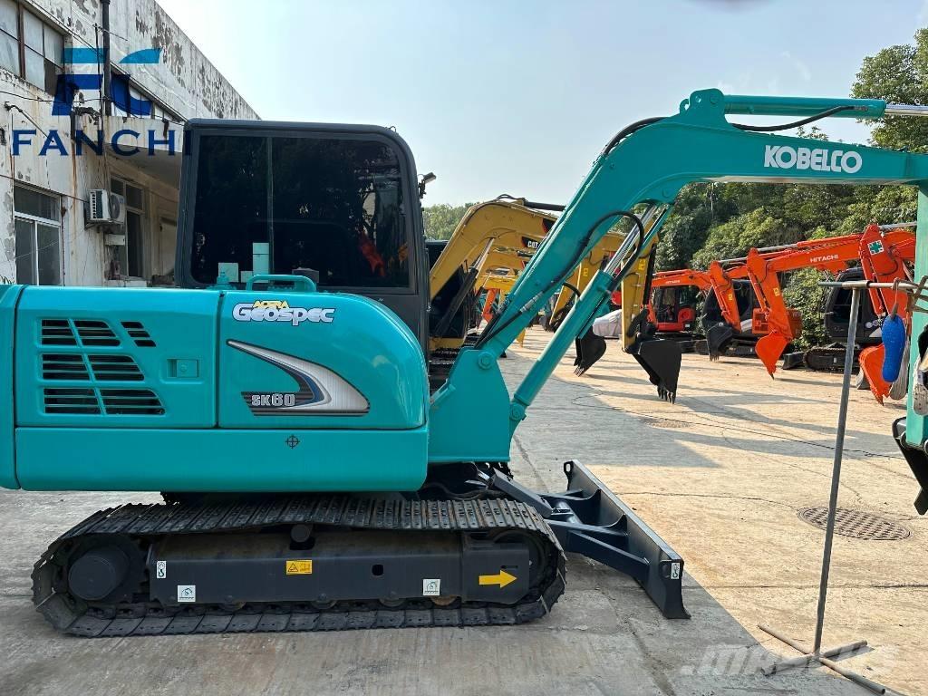 Kobelco SK60-8 Koparki gąsienicowe