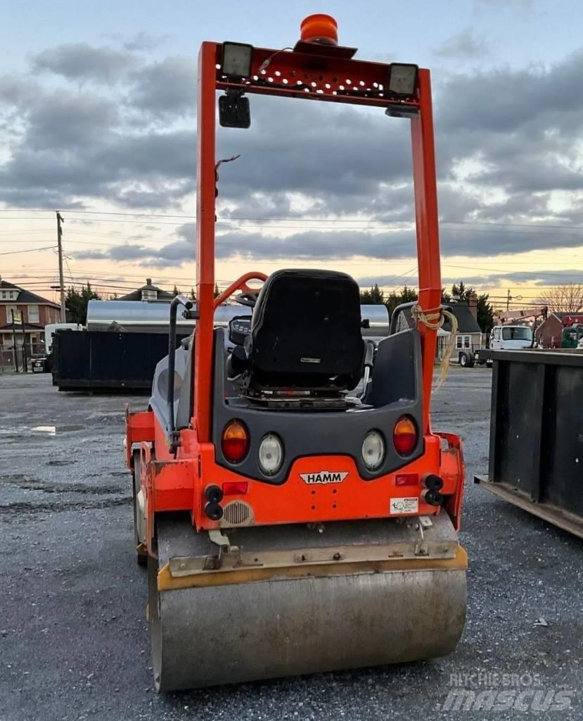 Hamm HD 12 VV Walce dwubębnowe