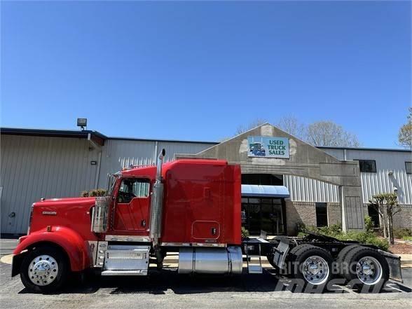 Kenworth W900L Maszyny budowlane - Inne