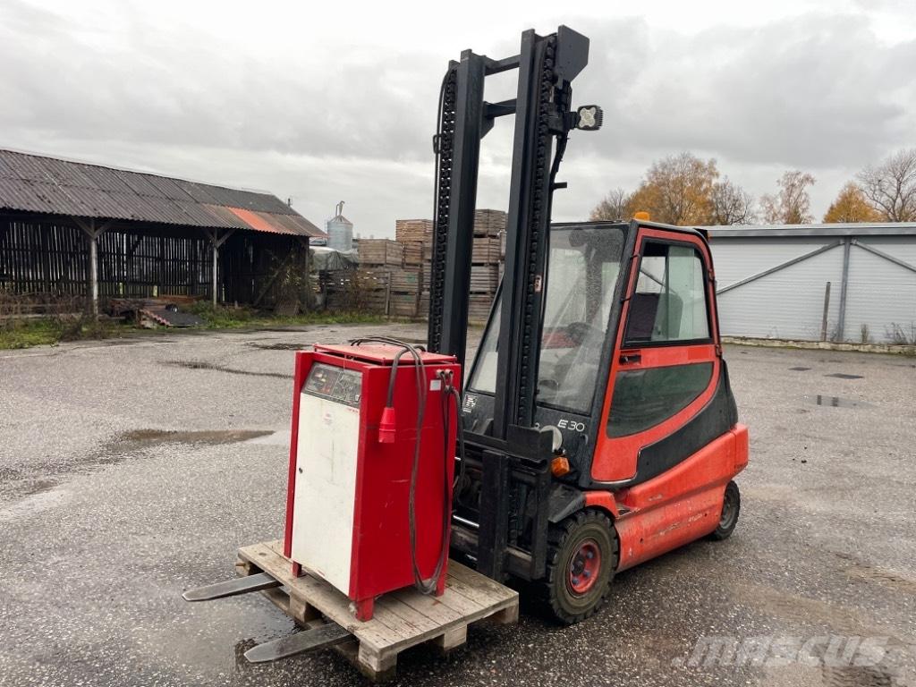 Linde E 30-01 Wózki elektryczne