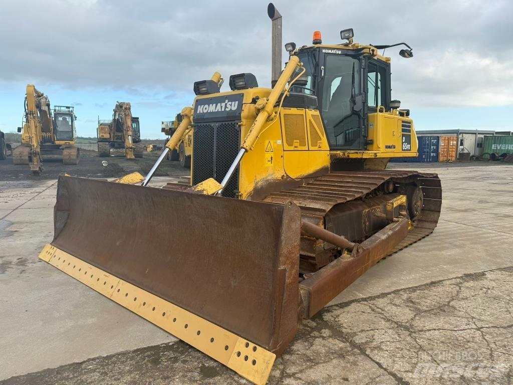Komatsu D 65 PX-18 Spycharki gąsienicowe