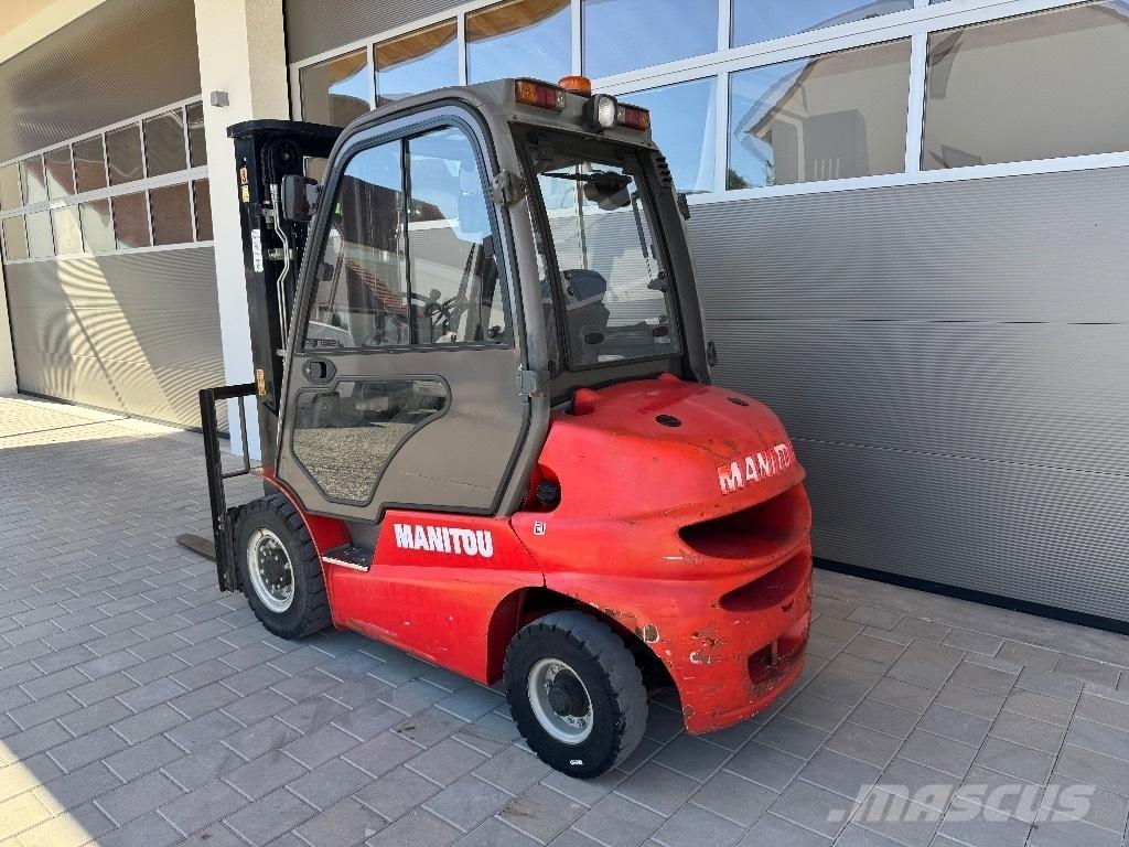 Manitou MI 25 Wózki Diesla