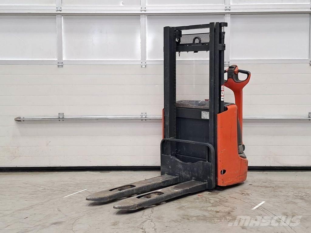 Linde L10B Wózki widłowe unoszące z dyszlem
