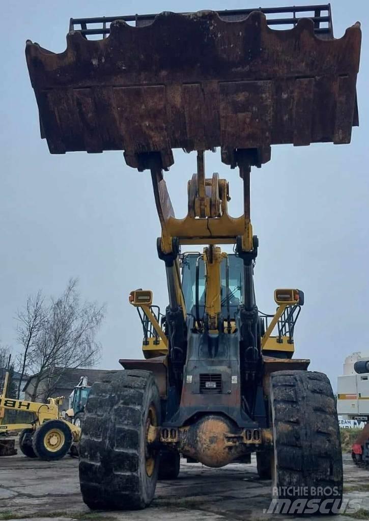Komatsu WA 600-6 Ładowarki kołowe