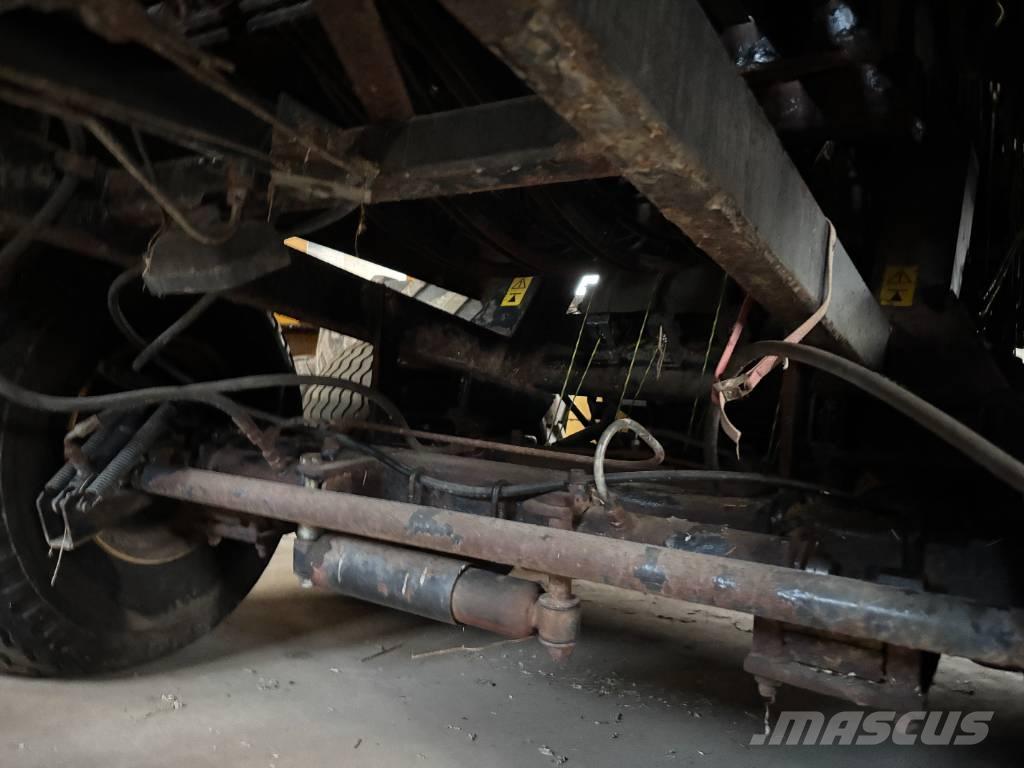 New Holland BB 940 Prasy kostkujące