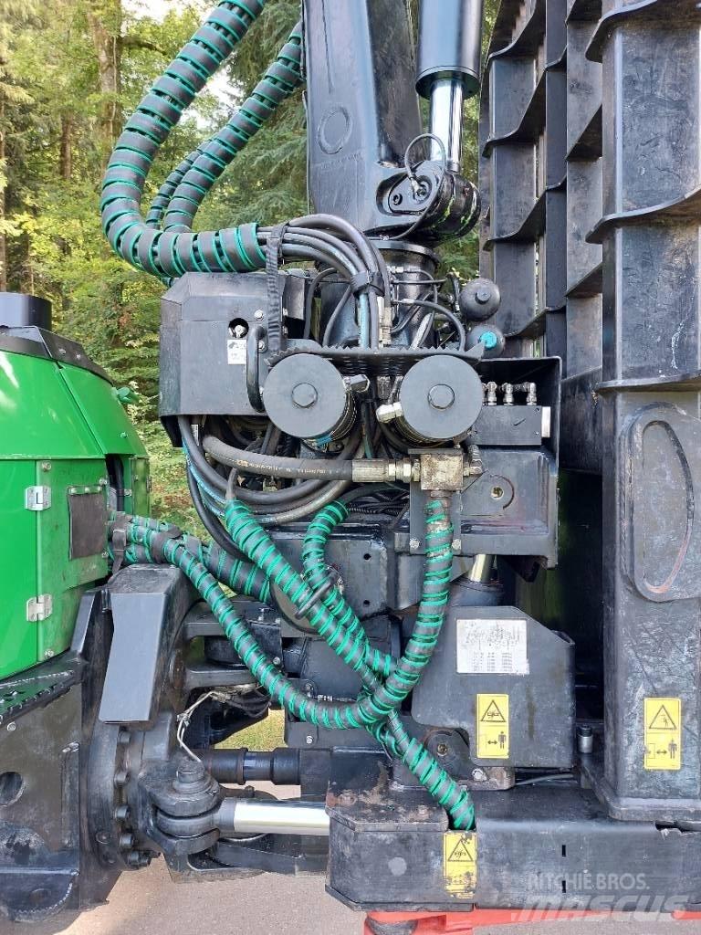 John Deere 1110G Forwardery