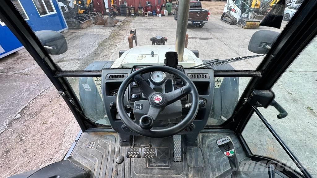 Terex TLB 990 Koparko-ładowarki