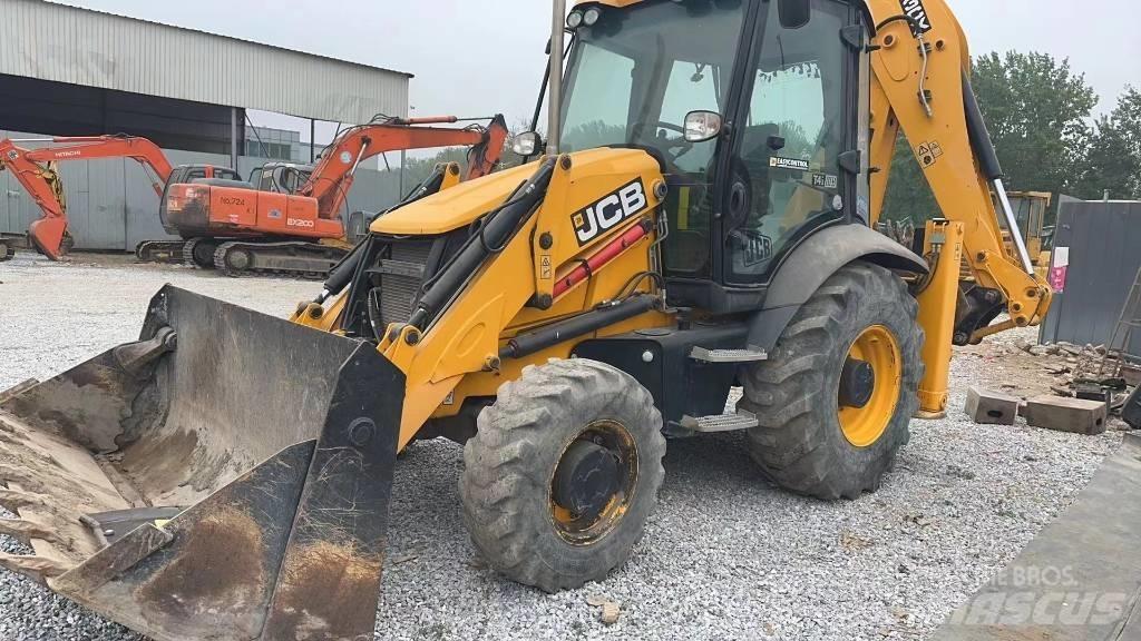 JCB 3CX Koparko-ładowarki