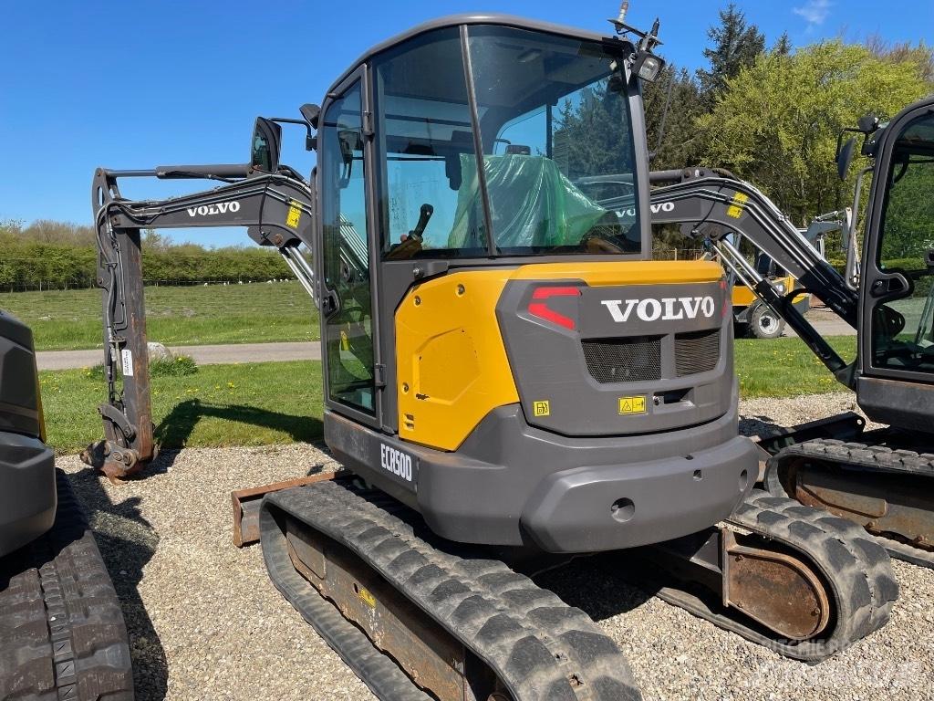 Volvo ECR50D Minikoparki