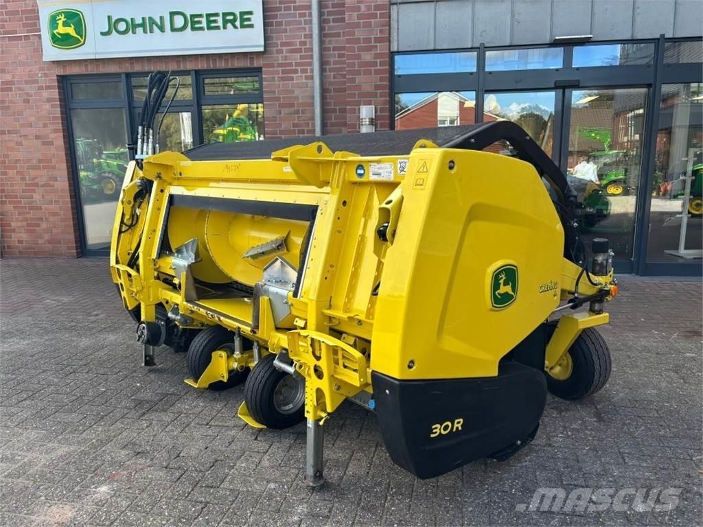 John Deere 30R Osprzęt do słomy