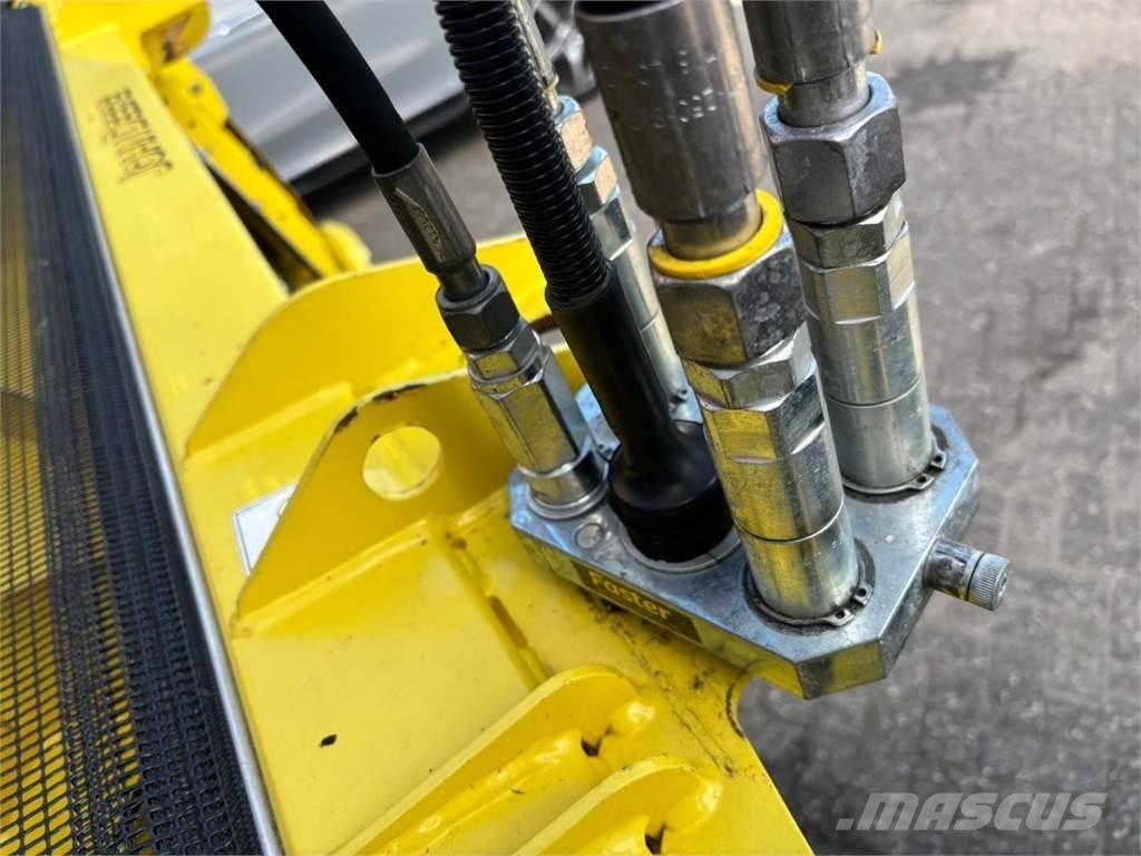 John Deere 30R Osprzęt do słomy