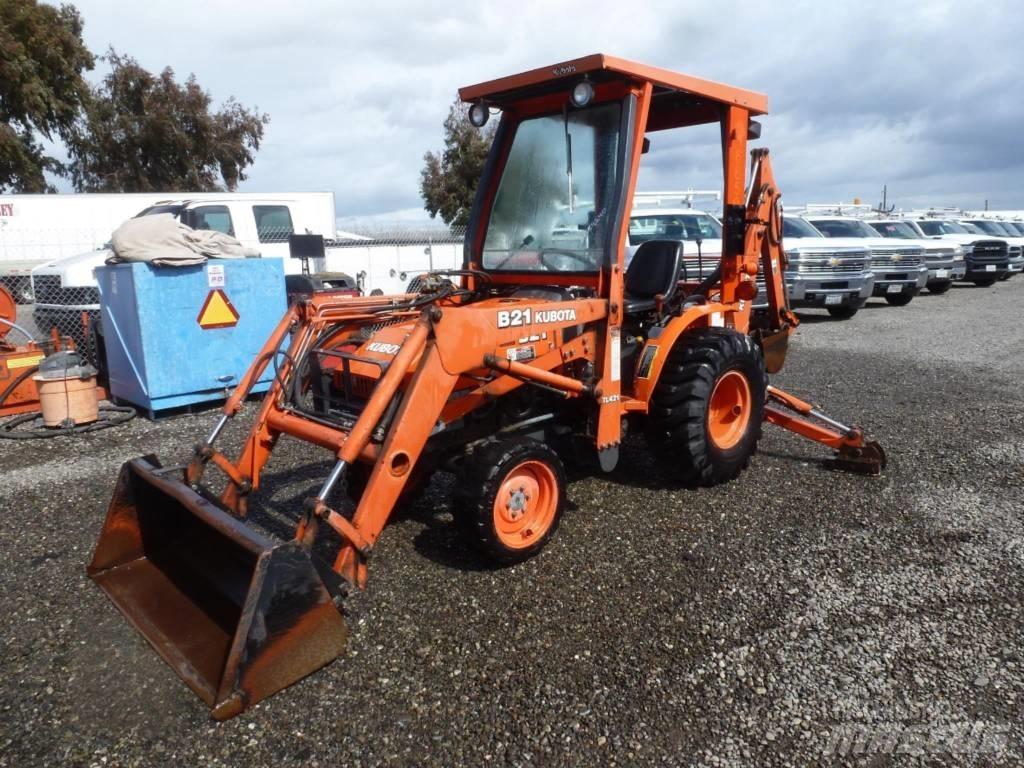 Kubota B 21 Koparko-ładowarki