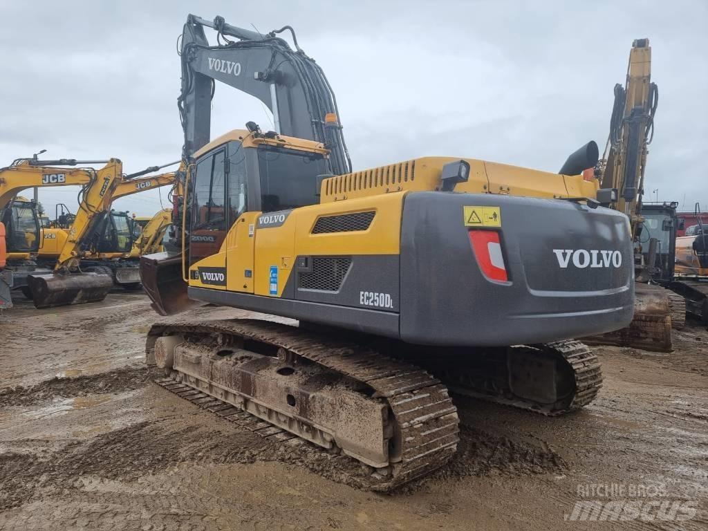 Volvo EC 250 D L Koparki gąsienicowe