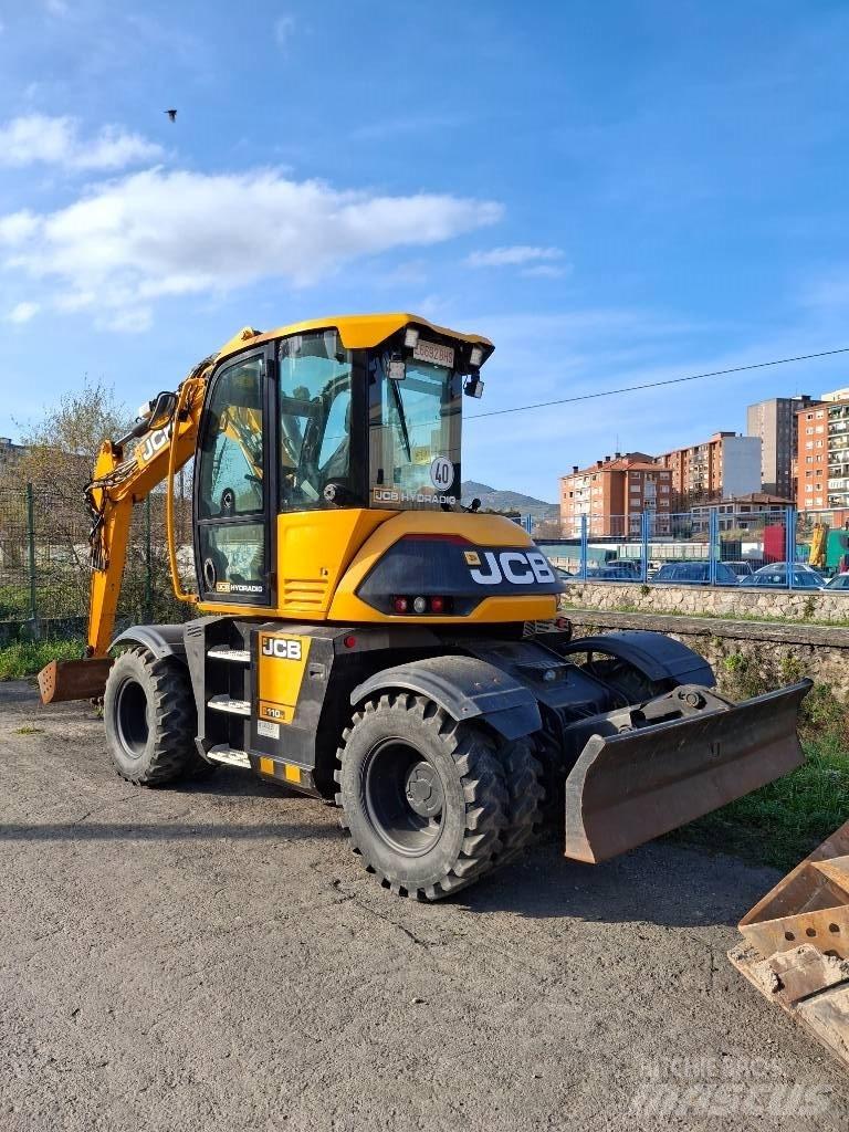 JCB Hydradig 110W Koparki kołowe