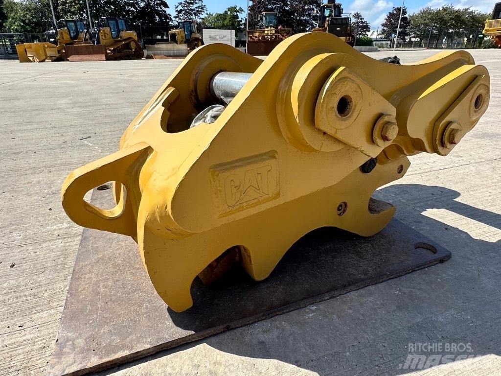 CAT 320 Szybkozłącza