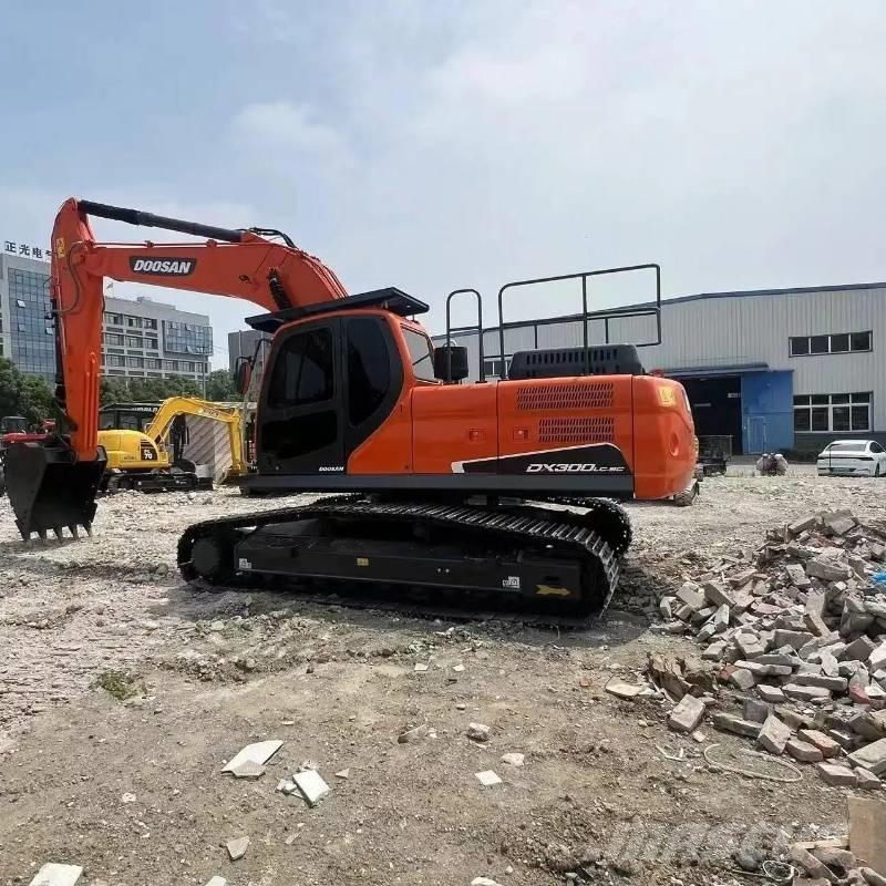 Doosan DX300 Koparki gąsienicowe