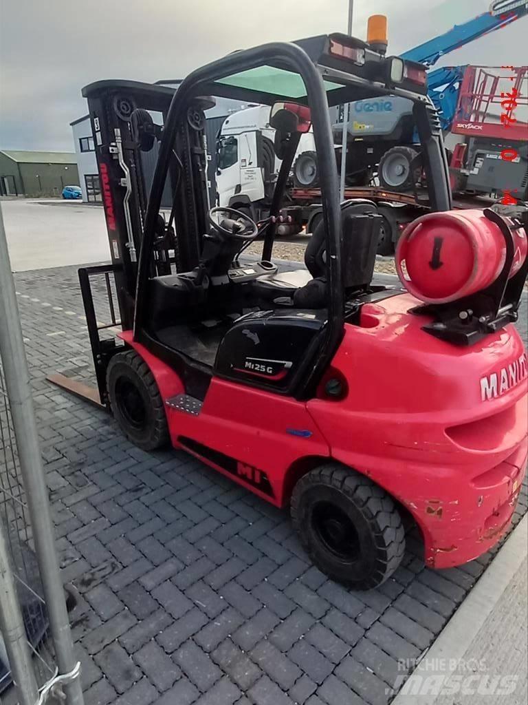 Manitou MI 25 G Wózki LPG