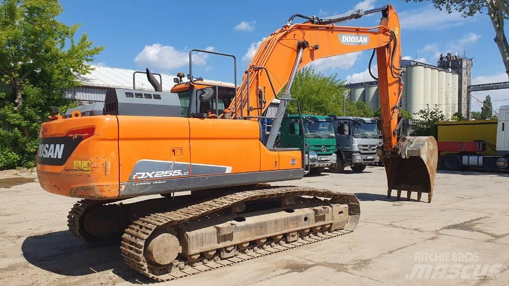 Doosan DX 255 LC-5 Koparki gąsienicowe