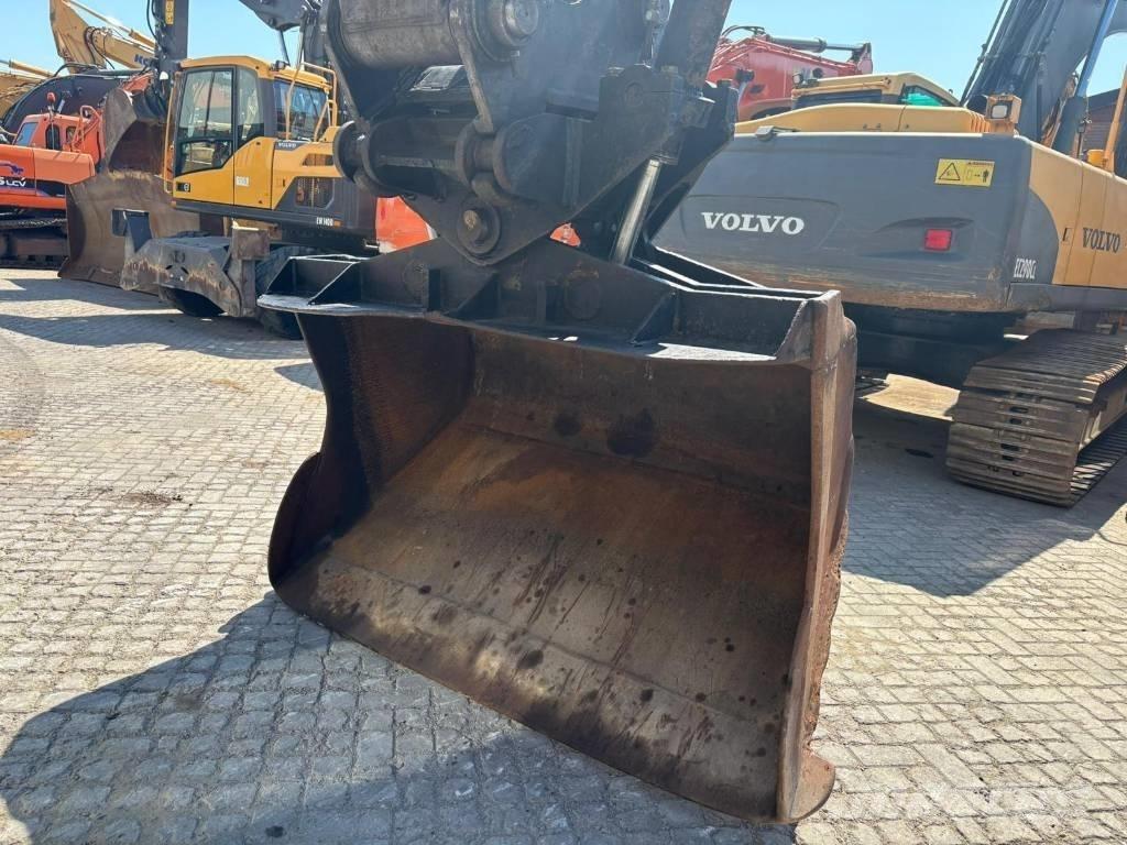 Volvo EC 240 C L Koparki gąsienicowe