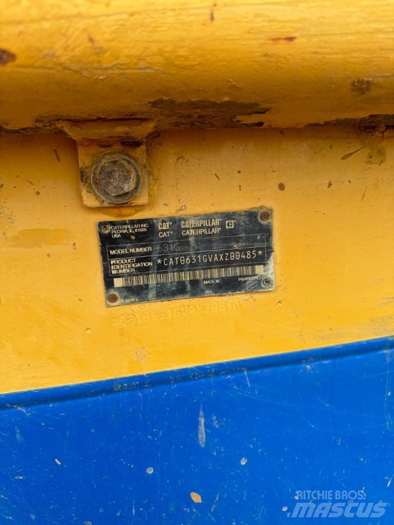 CAT 631 G Skrobaki