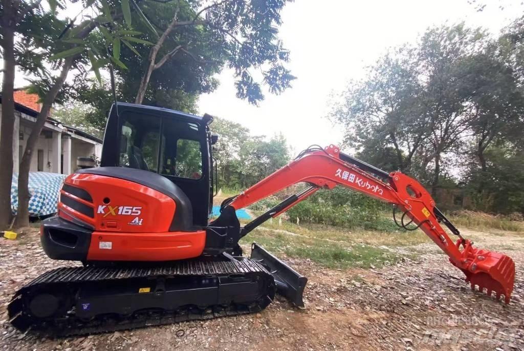 Kubota 165 Koparki gąsienicowe
