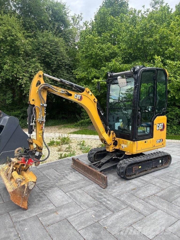 CAT 301.8 Minikoparki