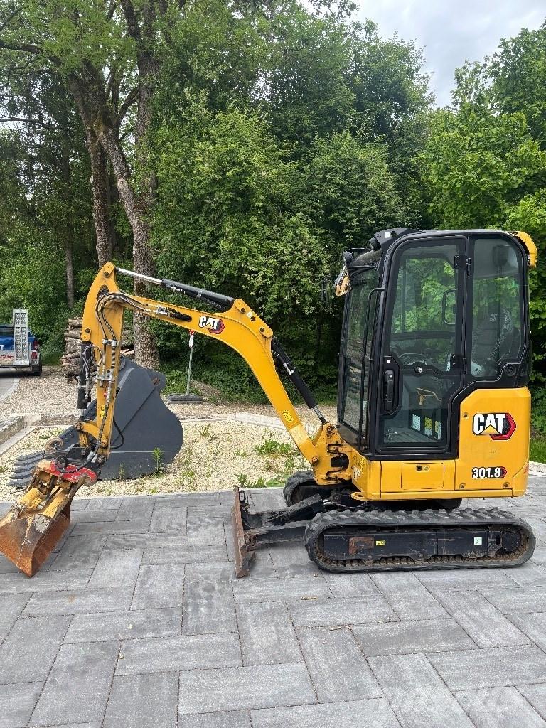 CAT 301.8 Minikoparki