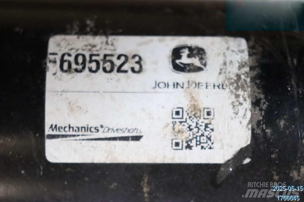 John Deere 1510G Forwardery