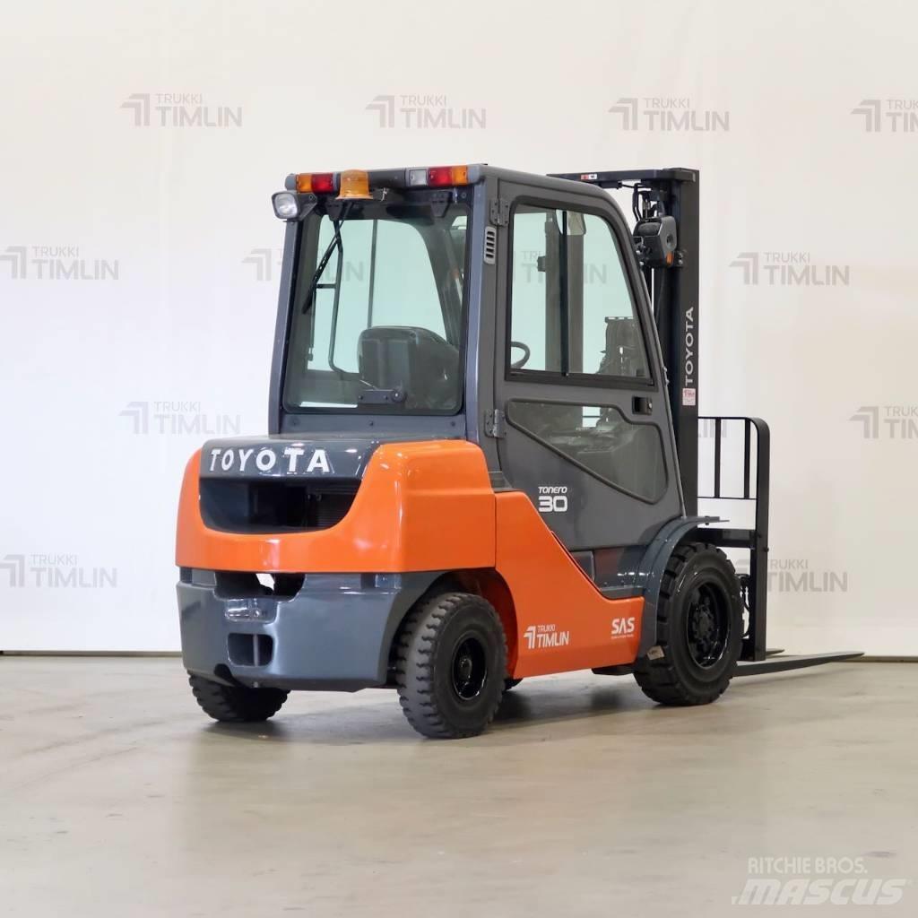 Toyota 02-8FDF30 Wózki Diesla