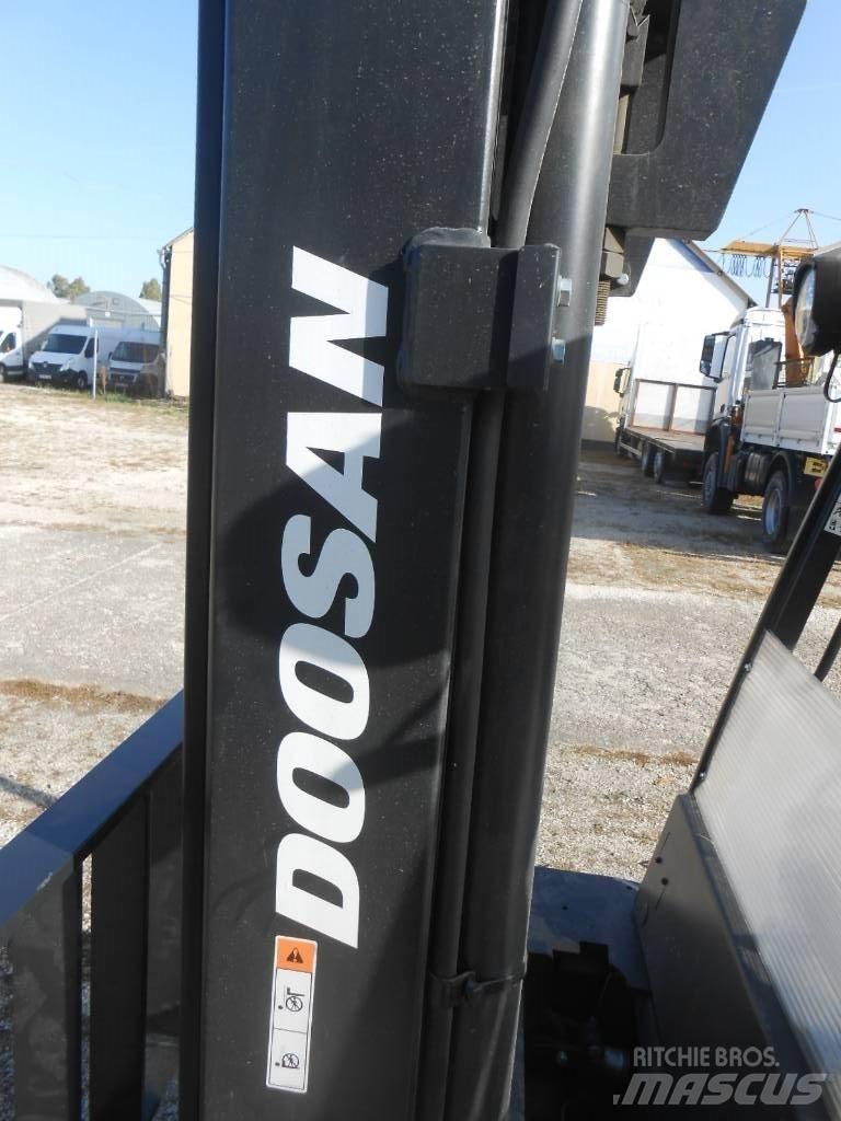 Doosan D50 SC-09 Wózki Diesla