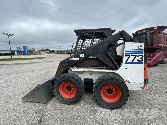 Bobcat 773 Ładowarki burtowe