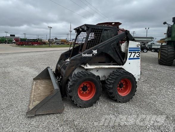 Bobcat 773 Ładowarki burtowe