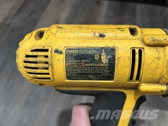 DeWalt DW059 Urządzenia pomiarowe i automatyka przemysłowa