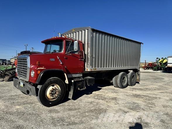 Ford 8000 Maszyny budowlane - Inne