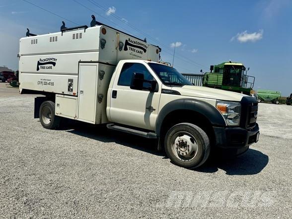 Ford F550 SD Maszyny budowlane - Inne