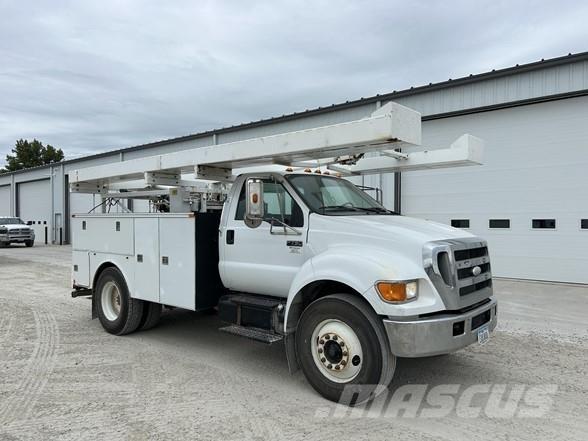 Ford F750 SD Maszyny budowlane - Inne